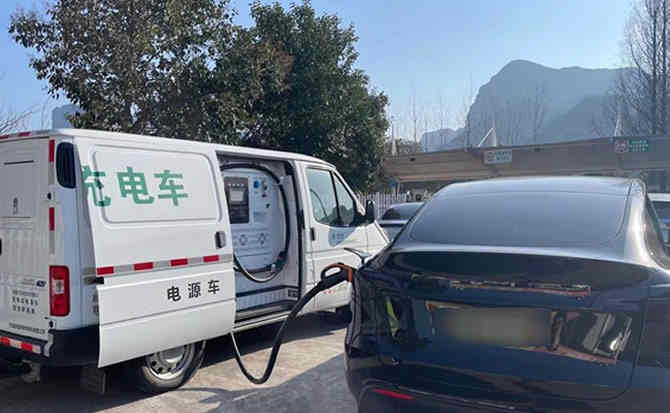 高邑汽车搭电